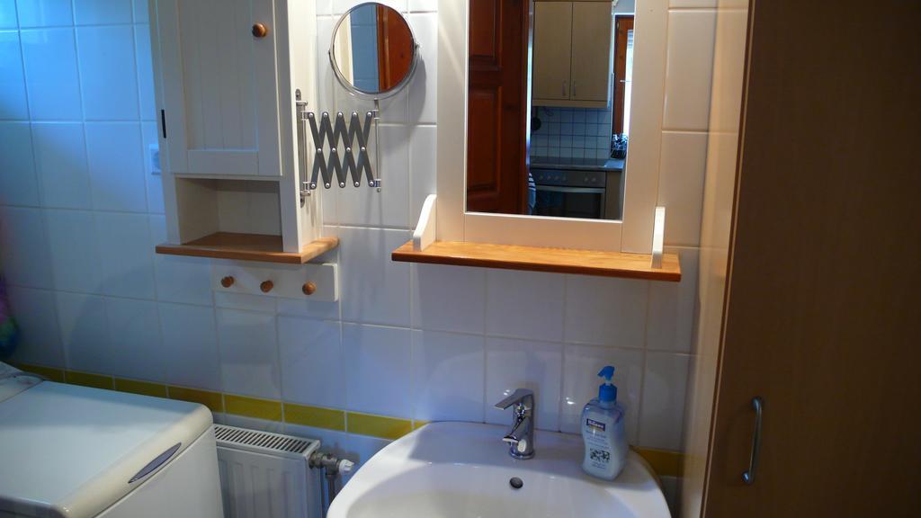 Nyarido Apartman Apartment Alsoors Bagian luar foto
